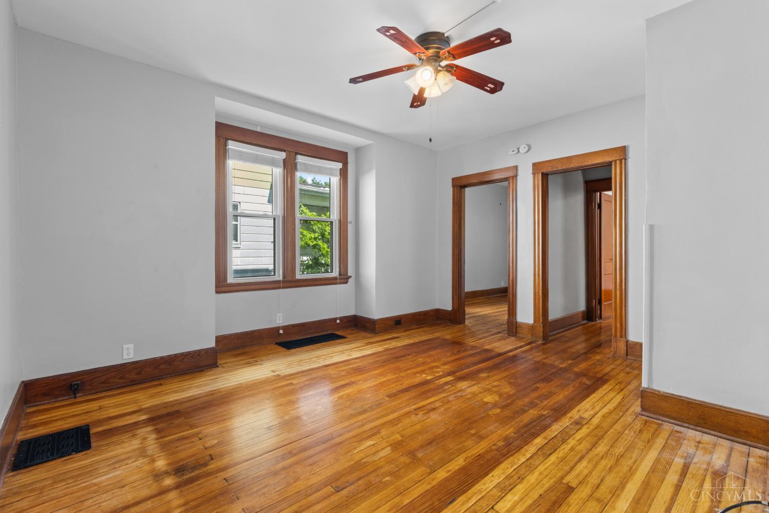 3403 Brotherton Road Cincinnati, OH 45209 - Photo 11 of 25