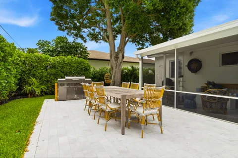 $2,795,000 | 251 Gregory Place, West Palm Beach, FL 33405