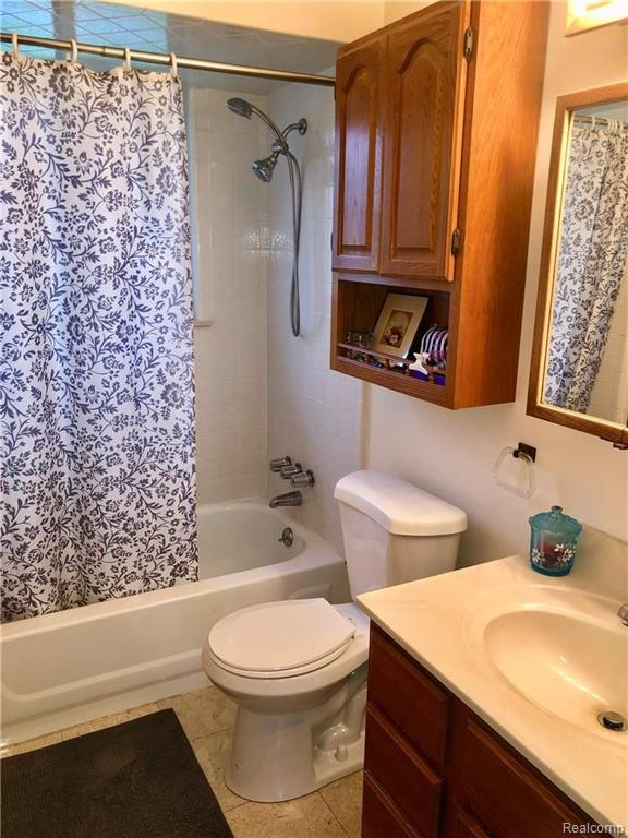 4534 Martin Road Warren, MI 48092 - Photo 20 of 29