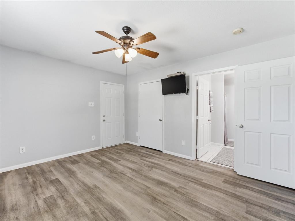 1100 Greg Street Azle, TX 76020 - Photo 22 of 39