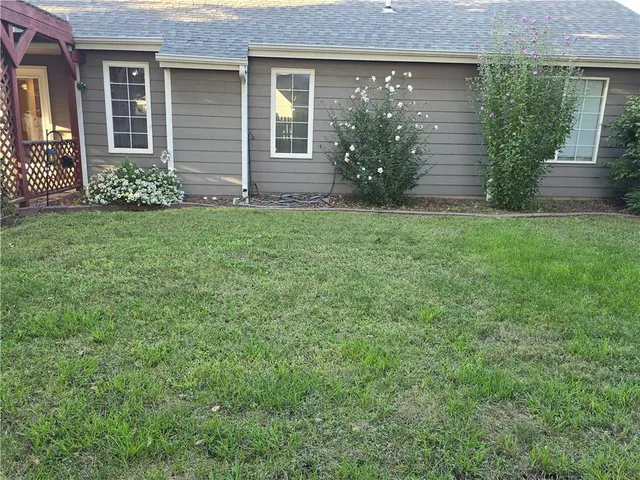 $255,000 | 1622 East Republic Avenue, Salina, KS 67401