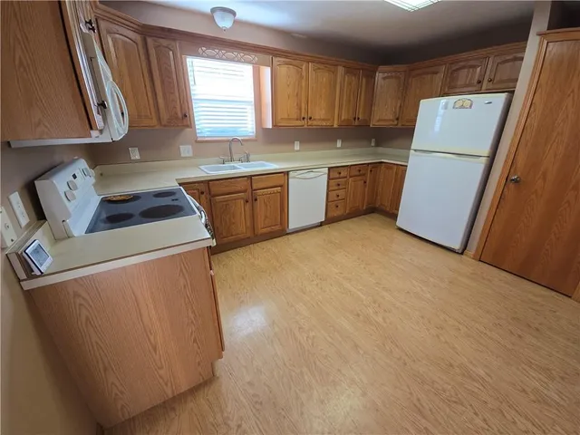 $255,000 | 1622 East Republic Avenue, Salina, KS 67401