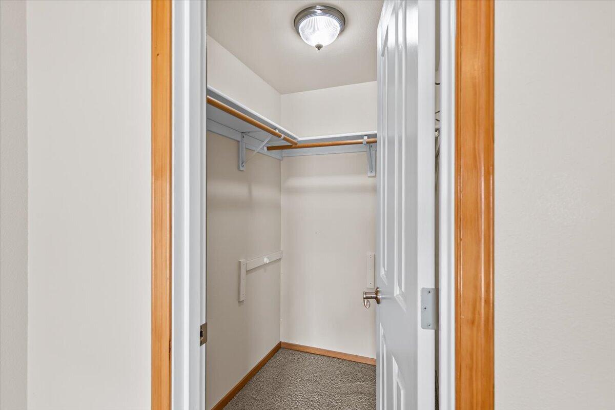4002 Dry Creek Road Medford, OR 97504 - Photo 26 of 45