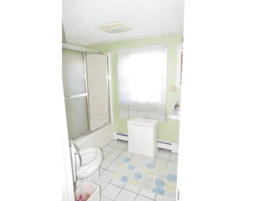 39 Wituwamat Road Weymouth, MA 02191 - Photo 12 of 33 Gallery Image 12