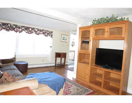 39 Wituwamat Road Weymouth, MA 02191 - Photo 8 of 33 Gallery Image 8