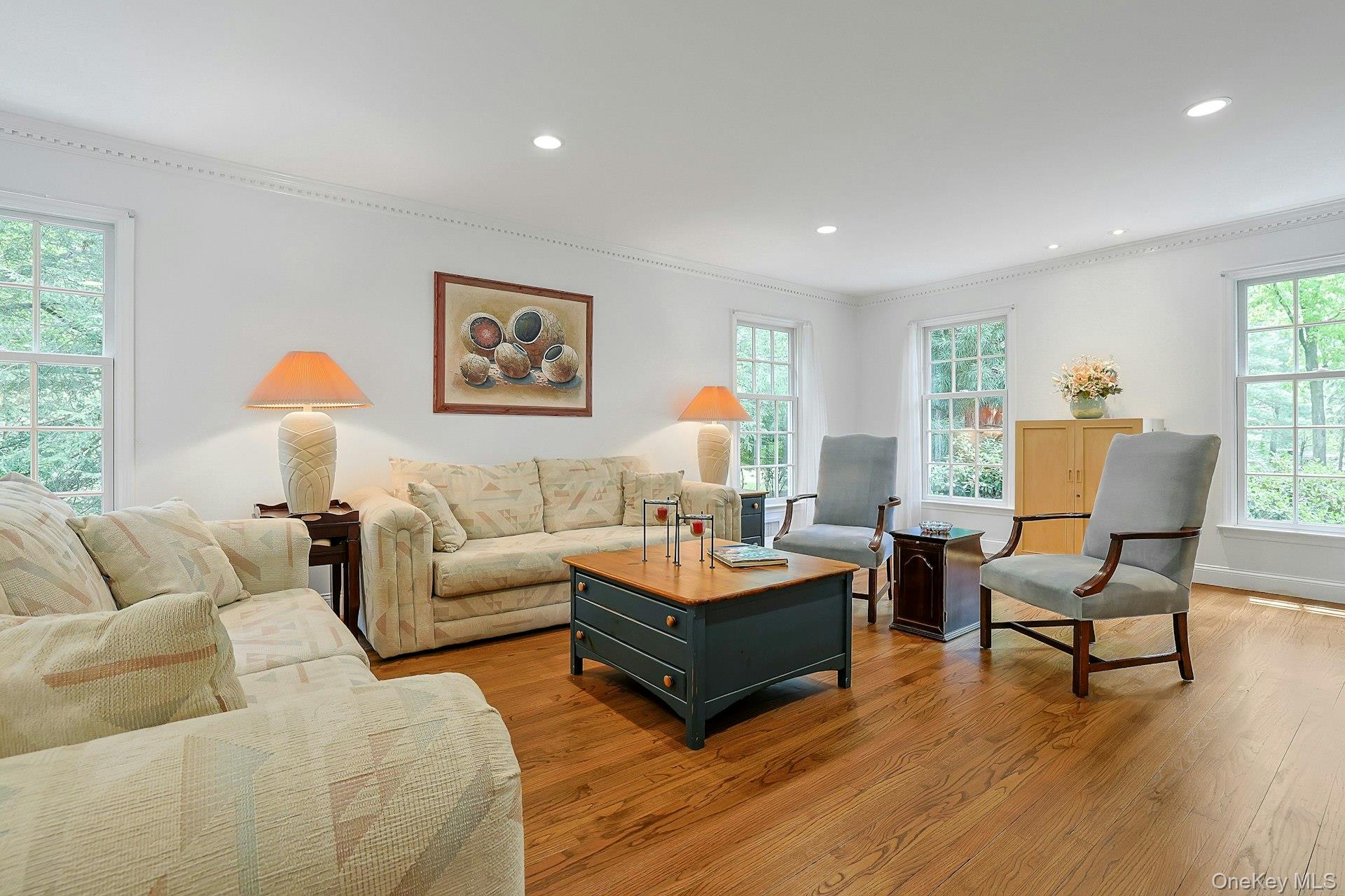 47 Jackson Road Bedford, NY 10506 - Photo 7 of 41
