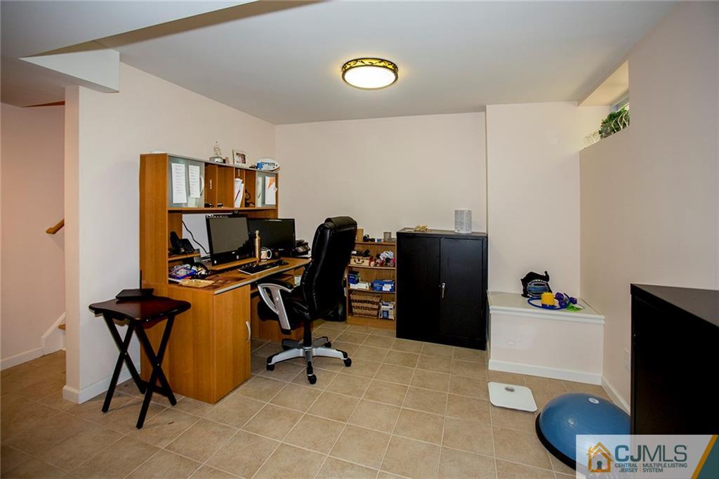 46 Hawthorne Road North Brunswick, NJ 08902 - Photo 23 of 25 Gallery Image 23