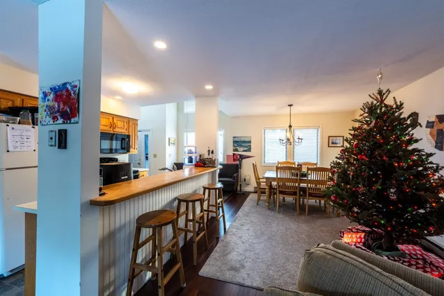 $495,000 | 111 Lakeland Drive, Unit D, Hartford, VT 05059