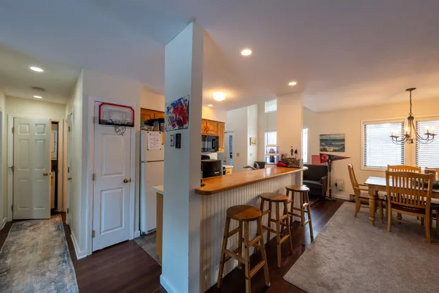 $495,000 | 111 Lakeland Drive, Unit D, Hartford, VT 05059