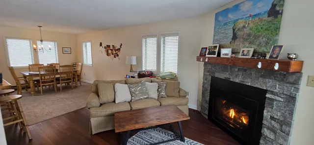 $495,000 | 111 Lakeland Drive, Unit D, Hartford, VT 05059