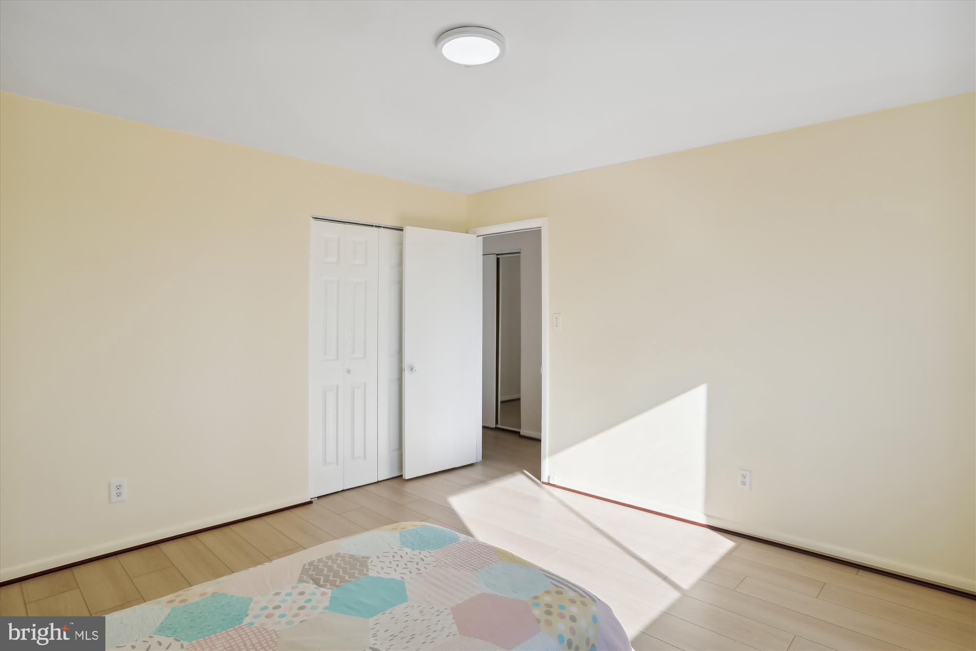 614 Sligo Avenue, Unit 508 Silver Spring, MD 20910 - Photo 22 of 31 a view of an empty room