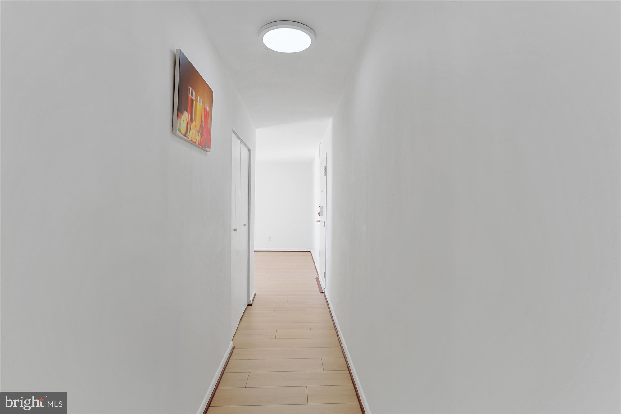 614 Sligo Avenue, Unit 508 Silver Spring, MD 20910 - Photo 28 of 31 a view of a hallway