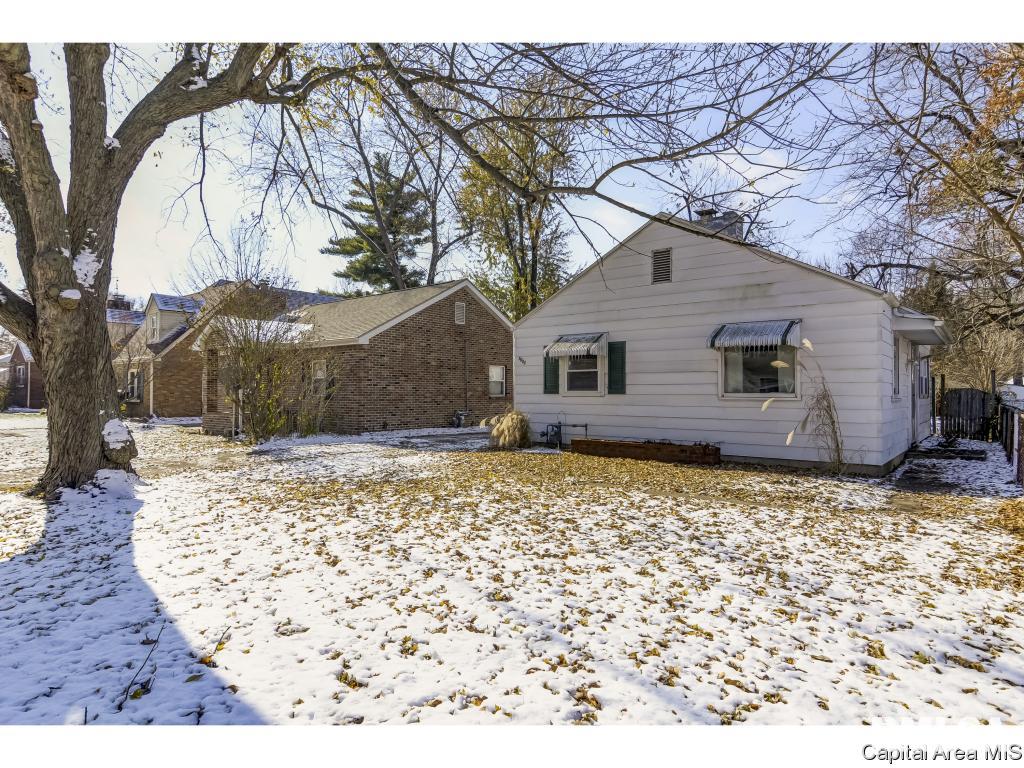 3027 South 2nd Street Springfield, IL 62703 - Photo 5 of 32