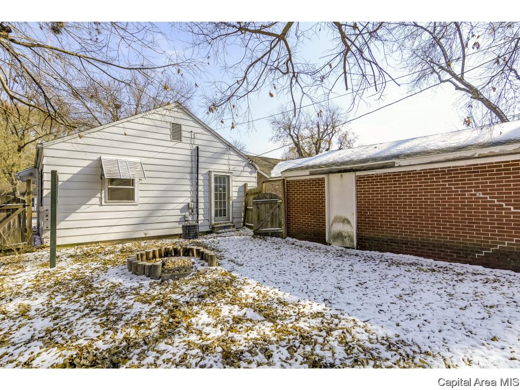 3027 South 2nd Street Springfield, IL 62703 - Photo 10 of 32
