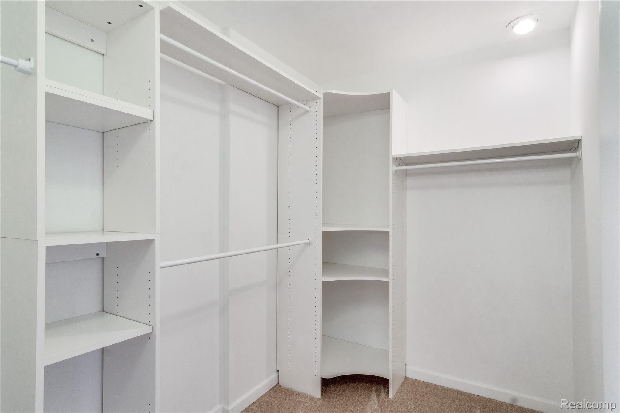 1533 Paramount Street Novi, MI 48377 - Photo 31 of 51 large walk in closet master bedroom