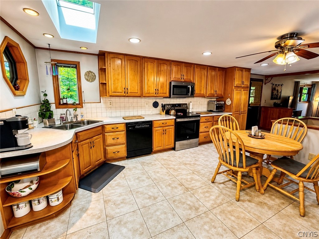 1943 Falls Road Sullivan, NY 13037 - Photo 11 of 42
