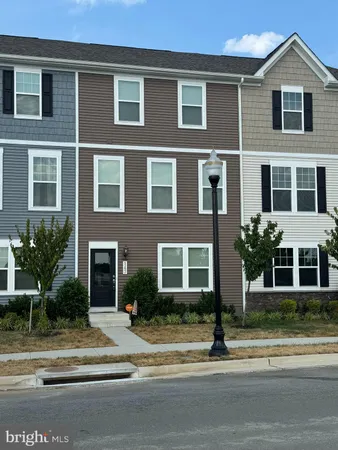 a house that has a lots of windows