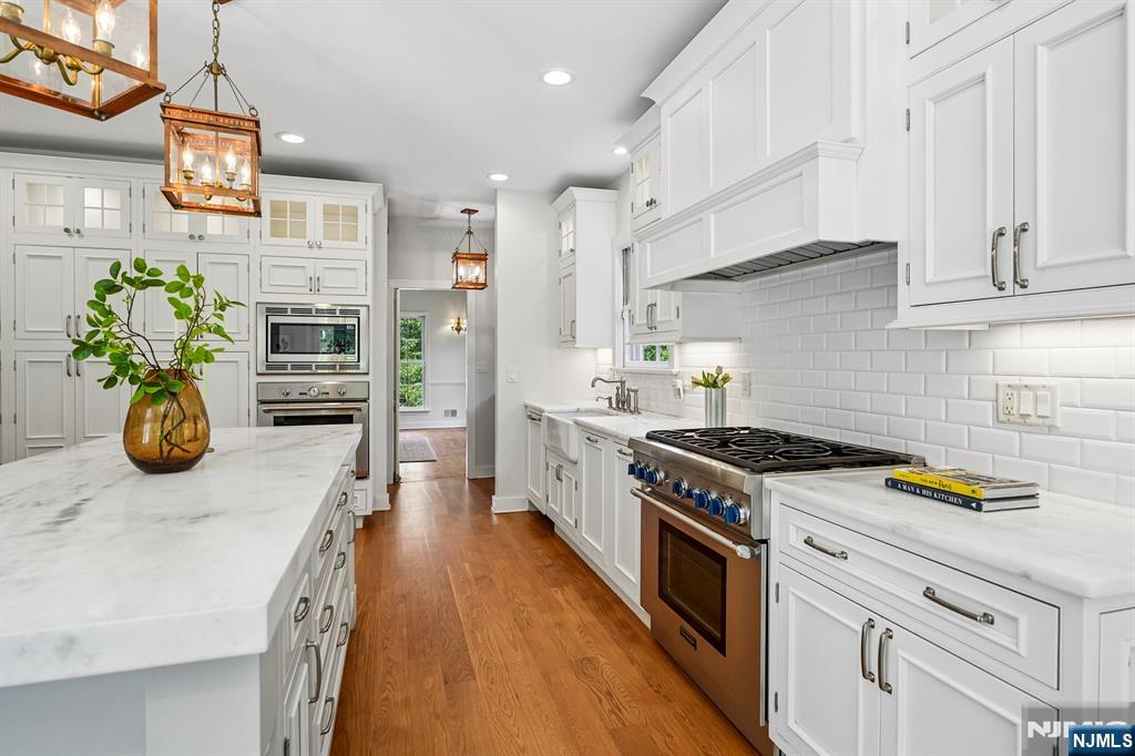 7 Gordon Road Essex Fells, NJ 07021 - Photo 15 of 39 Gallery Image 15