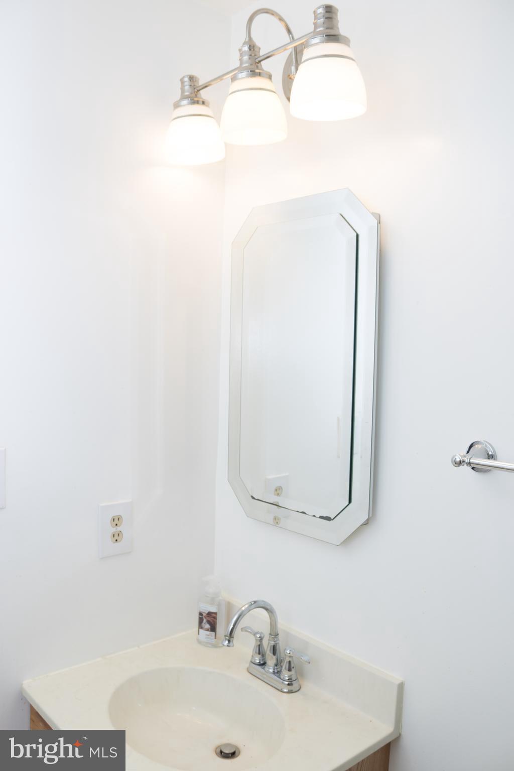 988 Hook Road Westminster, MD 21157 - Photo 21 of 36 Gallery Image 21