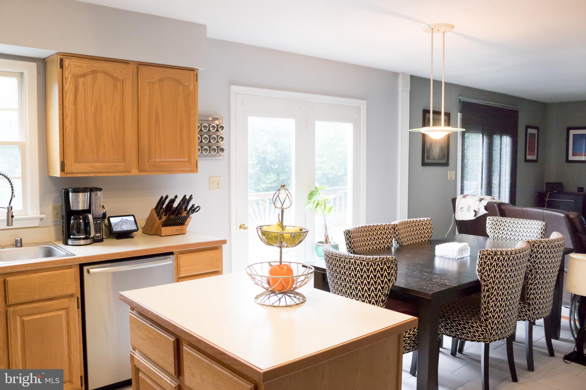 988 Hook Road Westminster, MD 21157 - Photo 8 of 36 Gallery Image 8