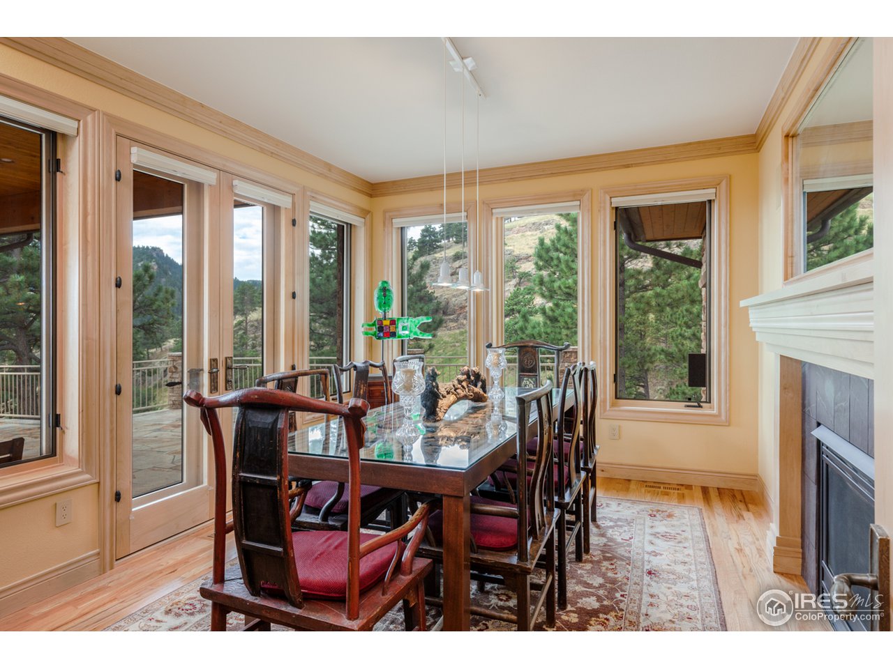 5235 Olde Stage Road Boulder, CO 80302 - Photo 17 of 40 Dining Room with Views