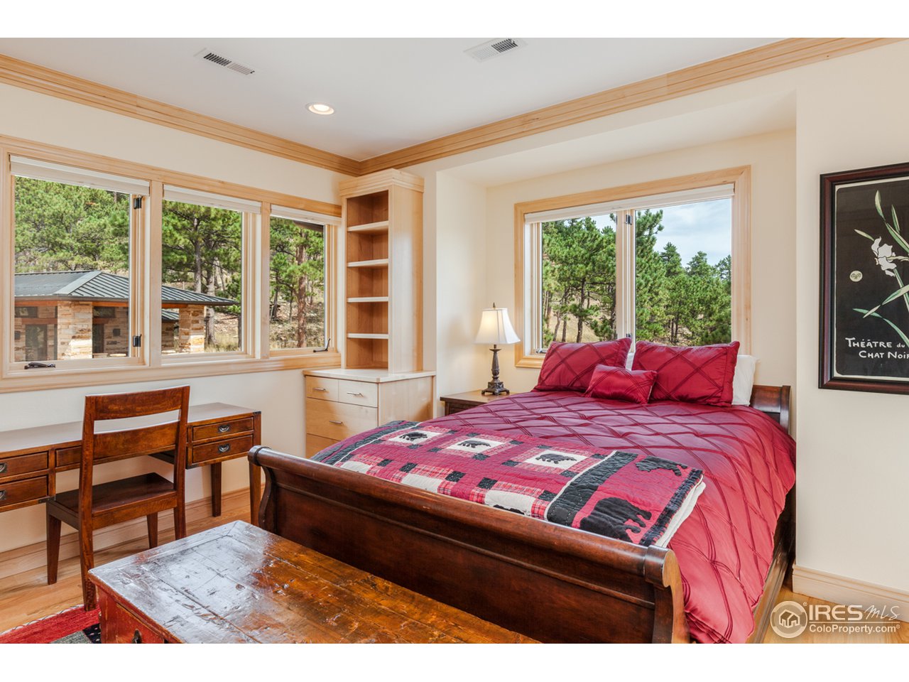 5235 Olde Stage Road Boulder, CO 80302 - Photo 24 of 40 Guest Bedroom