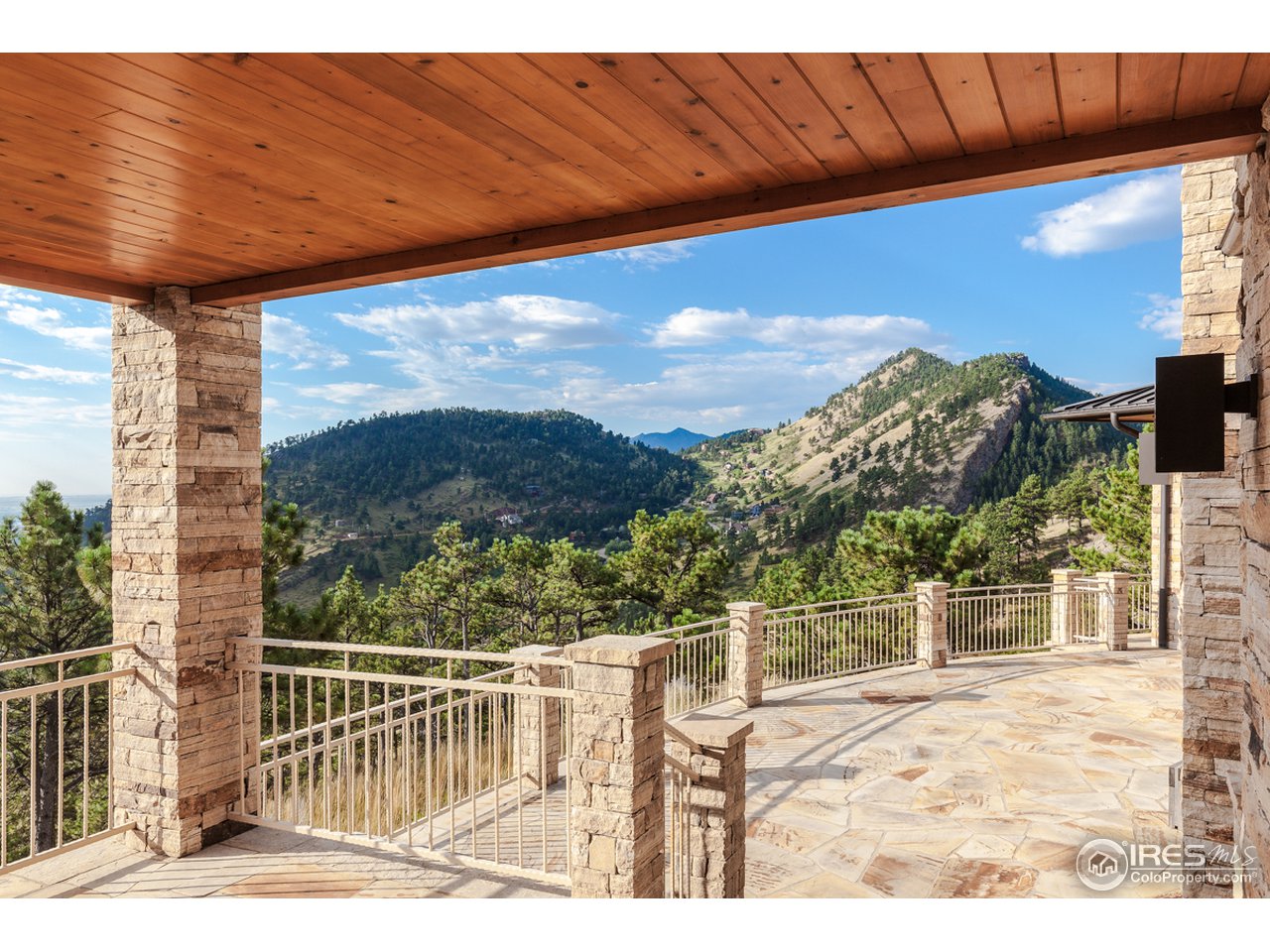 5235 Olde Stage Road Boulder, CO 80302 - Photo 7 of 40