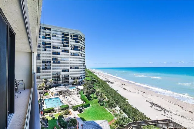 a view of a tall building in the background