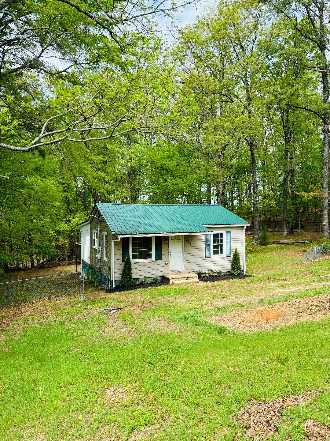 2067 Dunbar Road Woodlawn, TN 37191 - Photo 3 of 6 Gallery Image 3