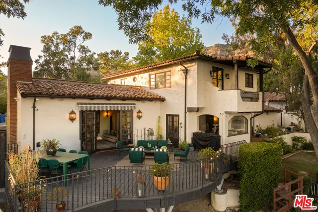 a view of a house with patio