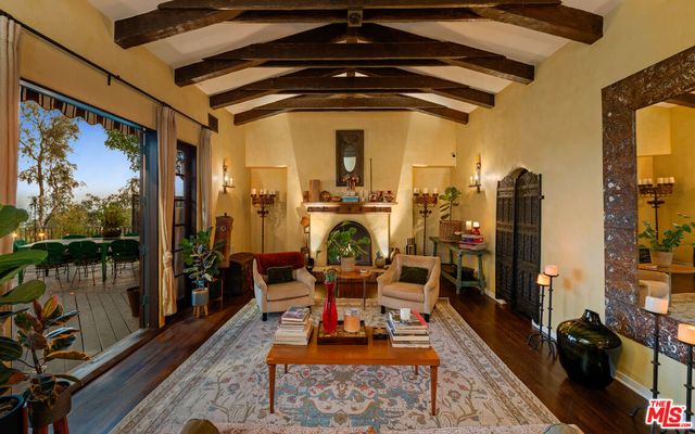 a living room filled with furniture