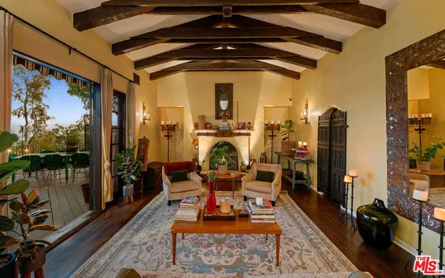 a living room filled with furniture