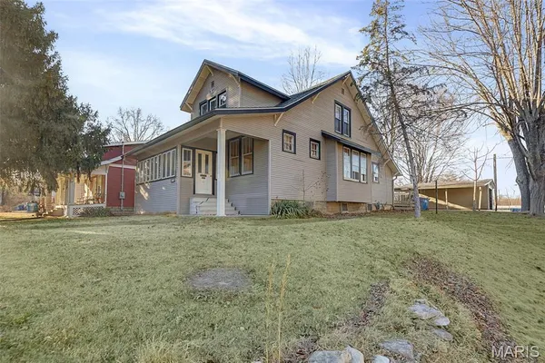 $115,000 | 3322 Jackson Street, Alton, IL 62002