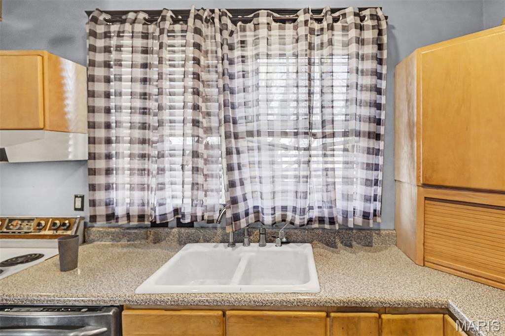 3322 Jackson Street Alton, IL 62002 - Photo 15 of 37