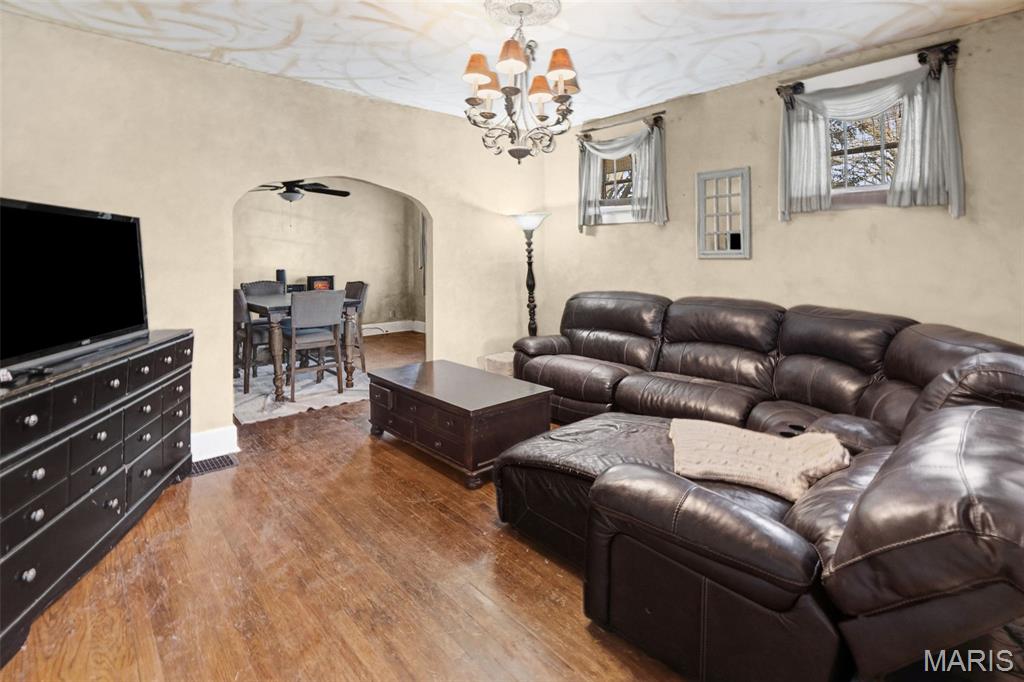 3322 Jackson Street Alton, IL 62002 - Photo 29 of 37