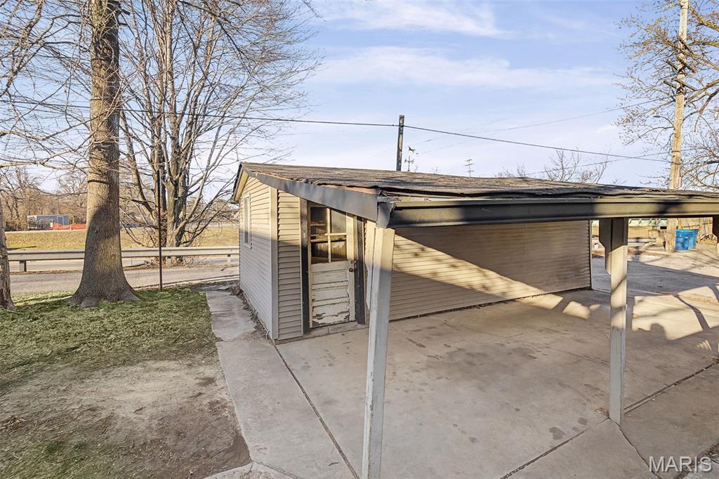 3322 Jackson Street Alton, IL 62002 - Photo 6 of 37