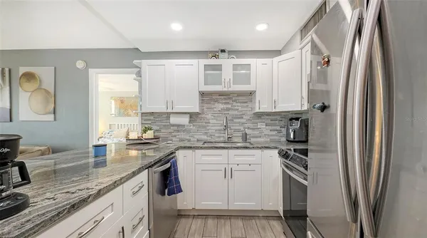 $180,000 | 2901 26th Street West, Unit 601, Bradenton, FL 34205