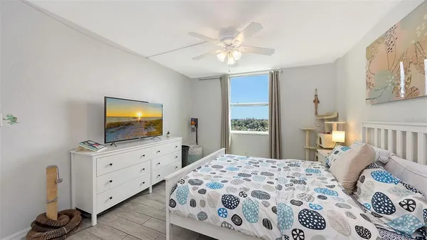 $180,000 | 2901 26th Street West, Unit 601, Bradenton, FL 34205