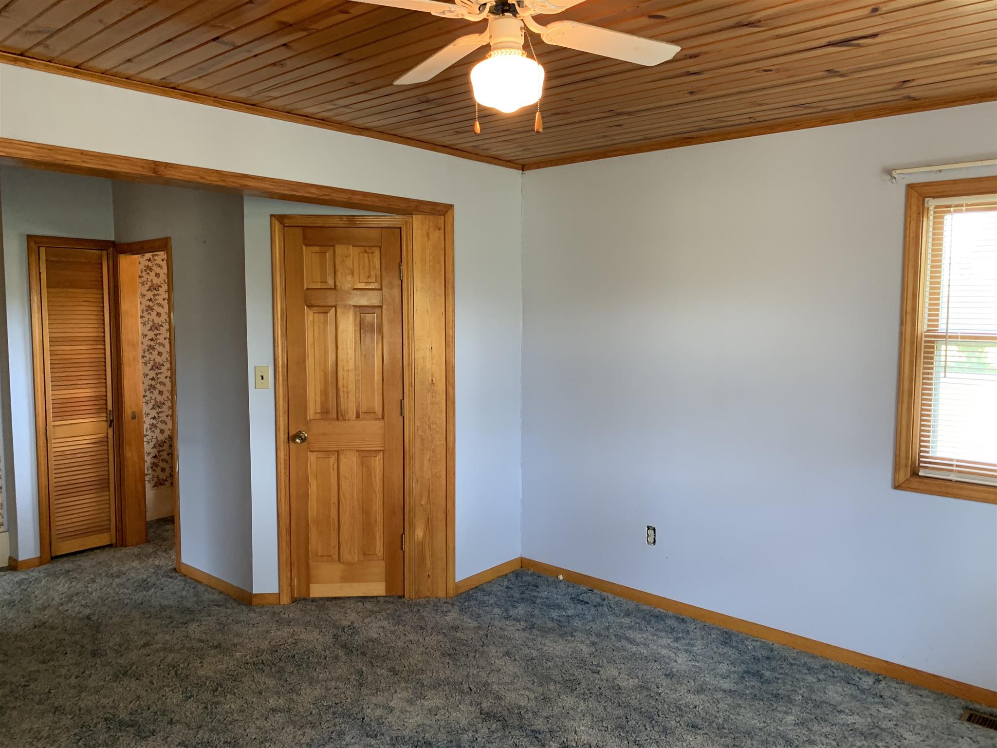 9502 Johnson Road Fort Wayne, IN 46818 - Photo 18 of 29