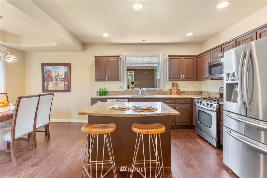 105 167th Place Southwest Bothell, WA 98012 - Photo 5 of 21