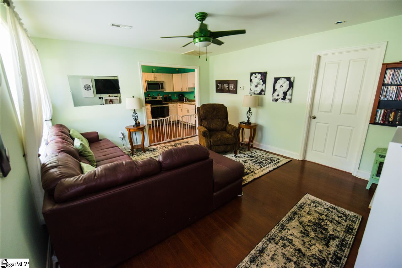 235 South Moore Road Fountain Inn, SC 29644 - Photo 12 of 28