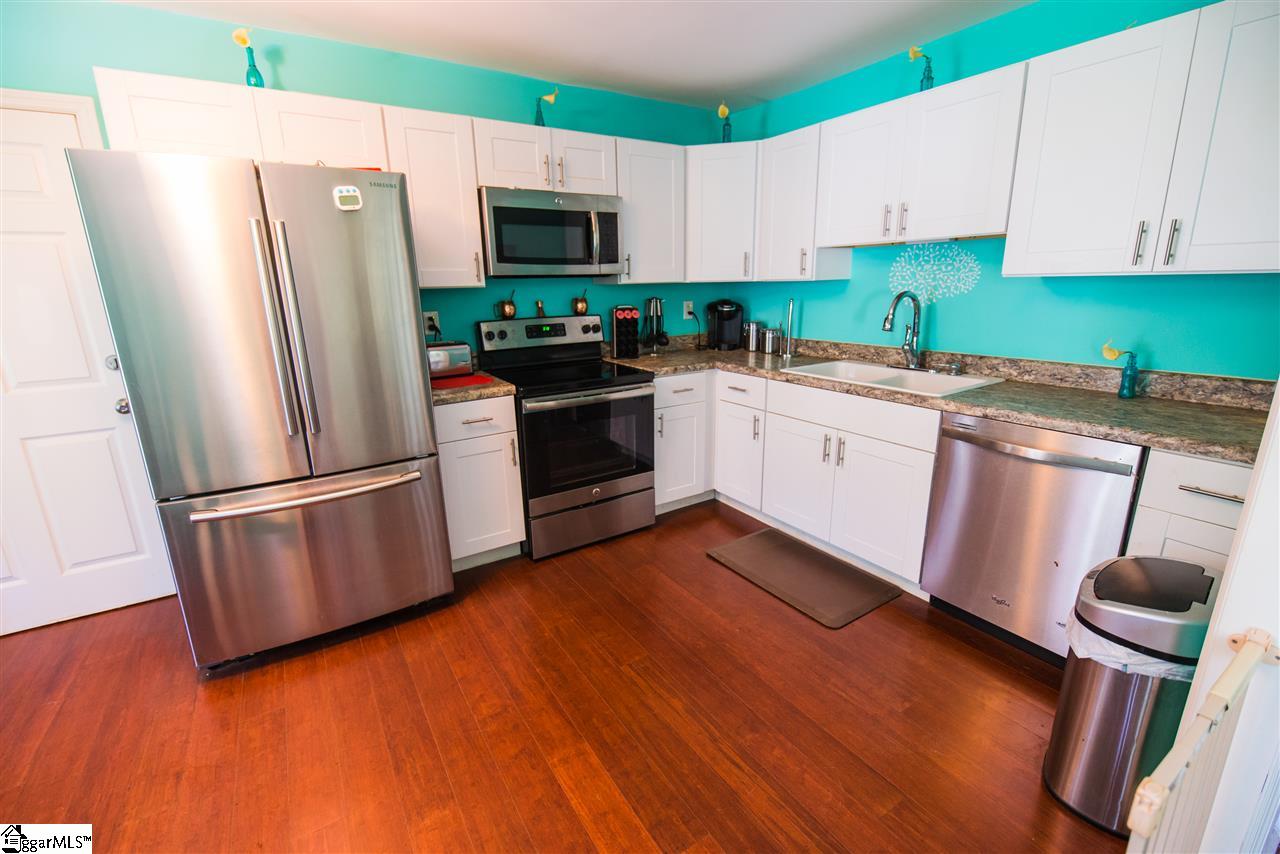 235 South Moore Road Fountain Inn, SC 29644 - Photo 14 of 28