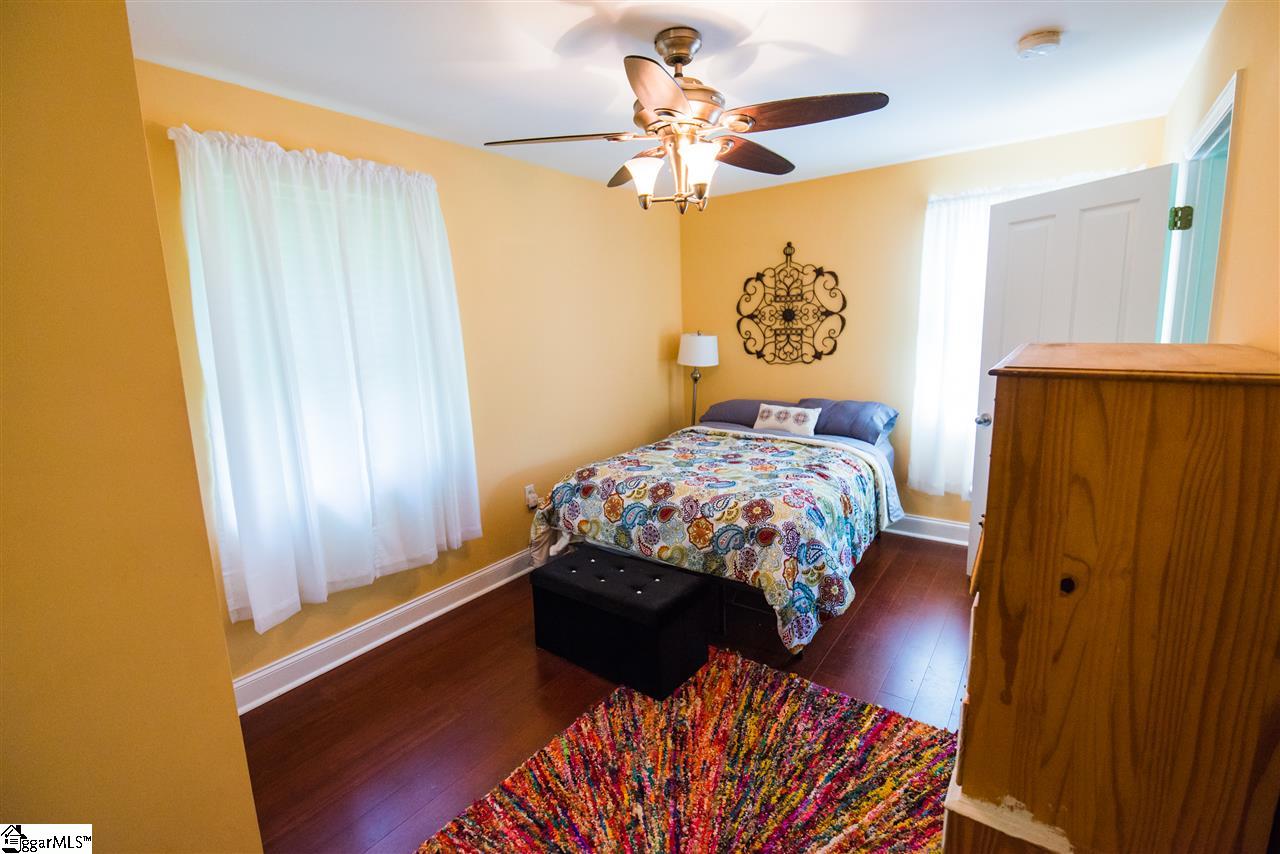 235 South Moore Road Fountain Inn, SC 29644 - Photo 17 of 28