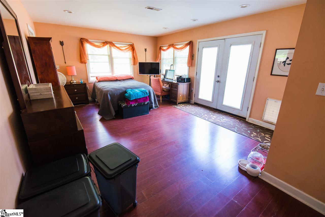 235 South Moore Road Fountain Inn, SC 29644 - Photo 20 of 28