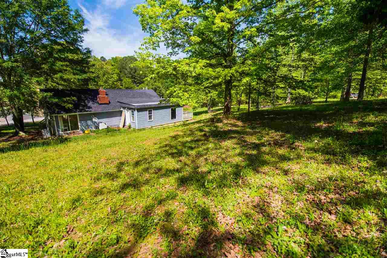 235 South Moore Road Fountain Inn, SC 29644 - Photo 4 of 28