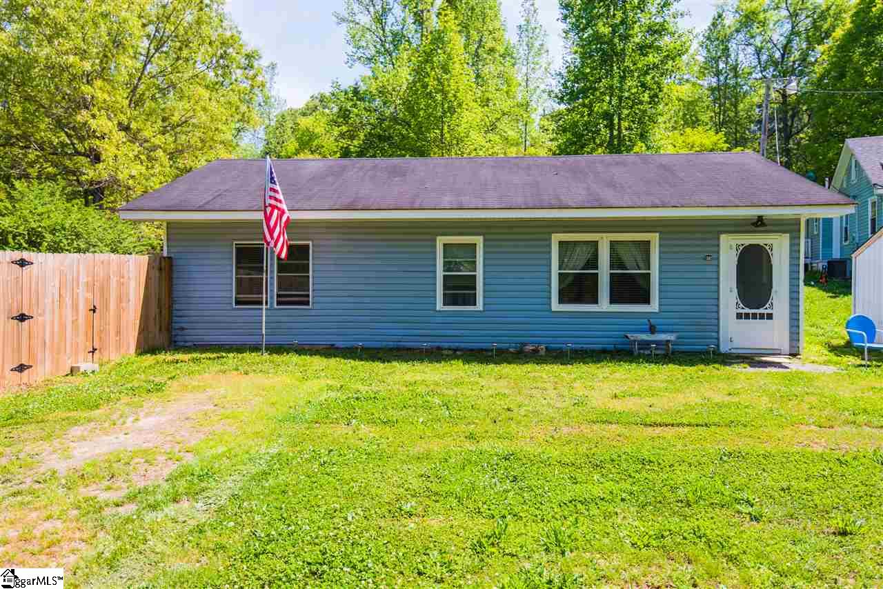 235 South Moore Road Fountain Inn, SC 29644 - Photo 7 of 28