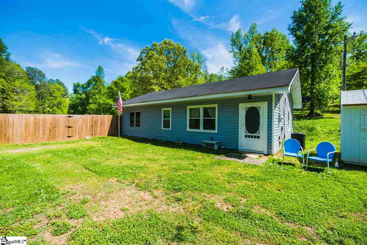 235 South Moore Road Fountain Inn, SC 29644 - Photo 8 of 28
