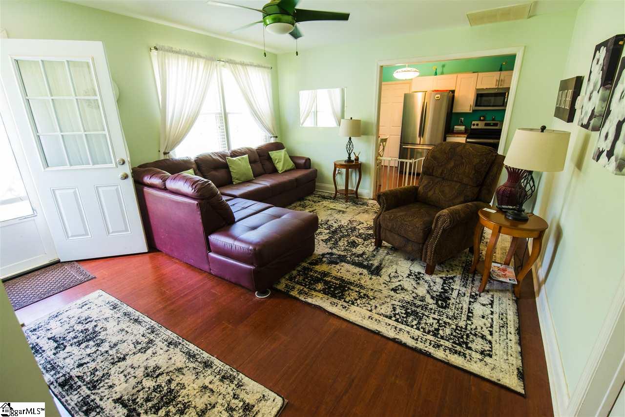 235 South Moore Road Fountain Inn, SC 29644 - Photo 10 of 28
