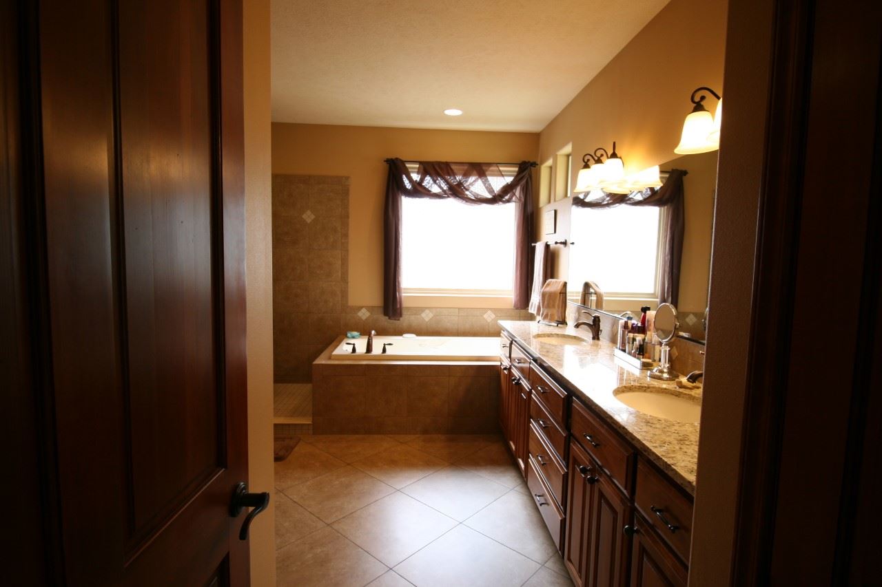 15107 North Custer Lane Mead, WA 99021 - Photo 10 of 20 Gallery Image 10
