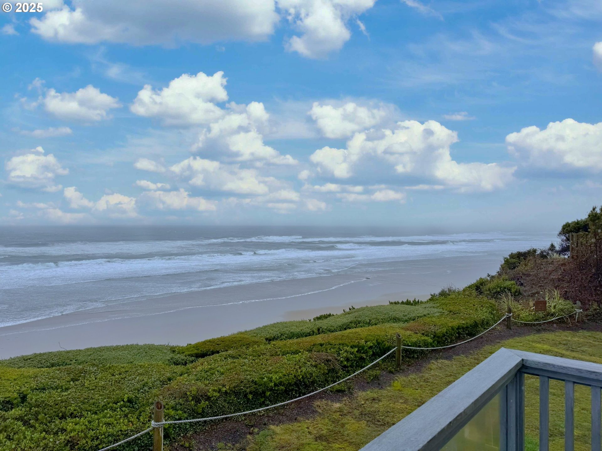 2335 Northwest Inlet Avenue, Unit 7 Lincoln City, OR 97367 - Photo 2 of 30